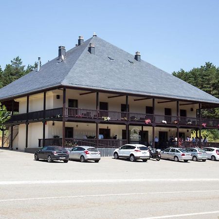 Albergue Pineiral Fonsagrada A Fonsagrada Exterior foto